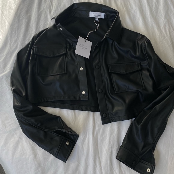 L’Academie cropped leather shacket 🖤 - Picture 1 of 2